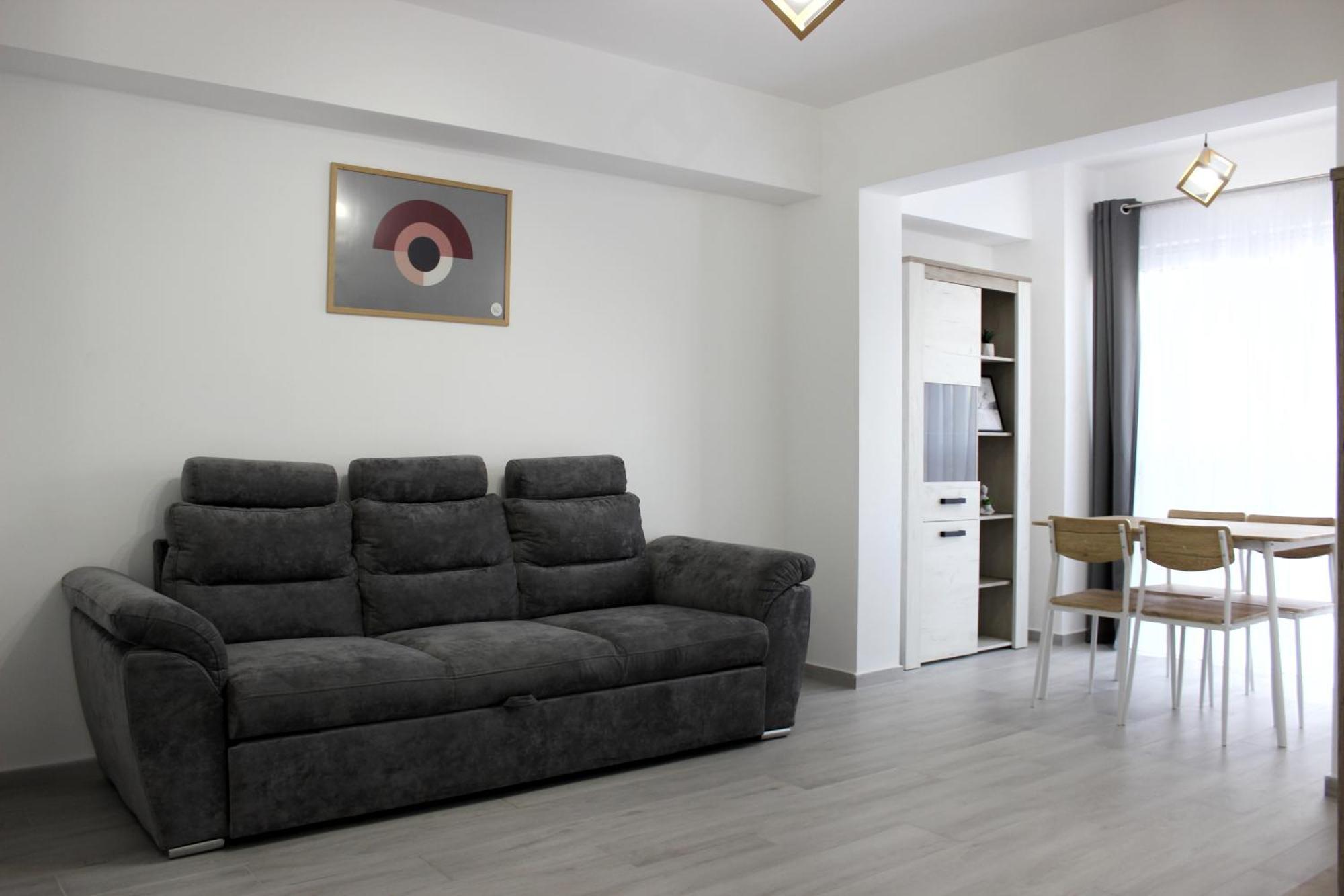 Cozy Apartments In Centre Of Suceava Near Kaufland And University Kültér fotó
